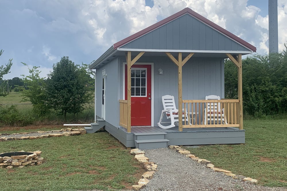 Lincoln Cabin | Tiny home!