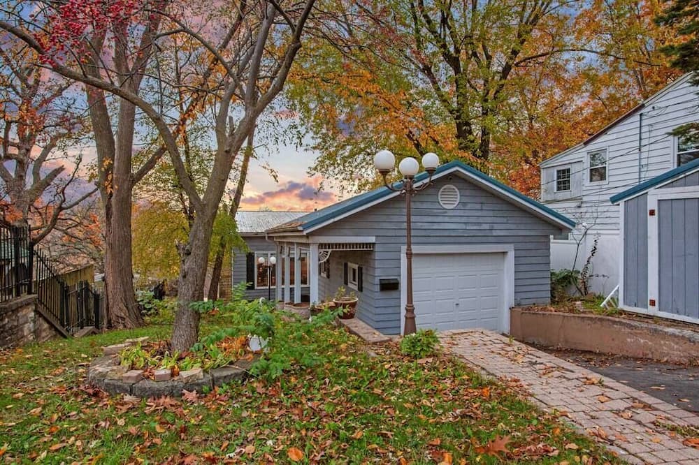 Kankakee Villa | PARADISE》Dreamy, Provocative, Limitless