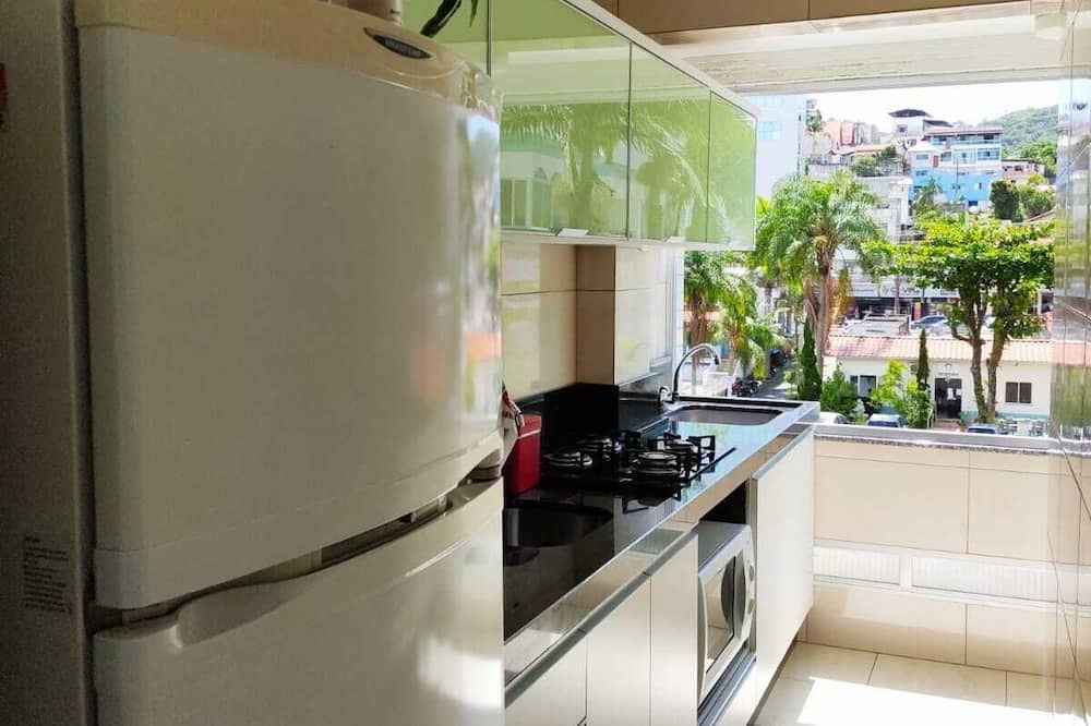 Pioneiros Apartment | Studio in BC, 500m. from the beach and Big Wheel!