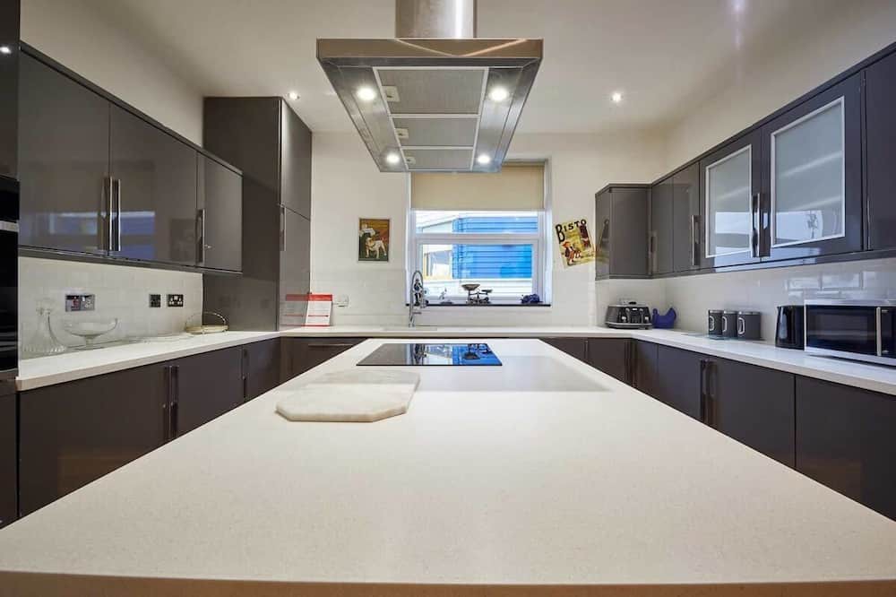 Tynemouth House | Host & Stay | The View Old Coastguard Cottage