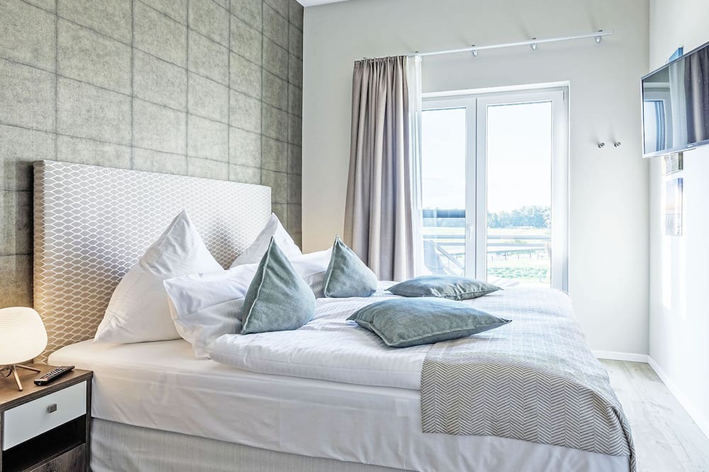Ostseebad Wustrow Apartment | Two water - naval school Ostseebad Wustrow - anchorage
