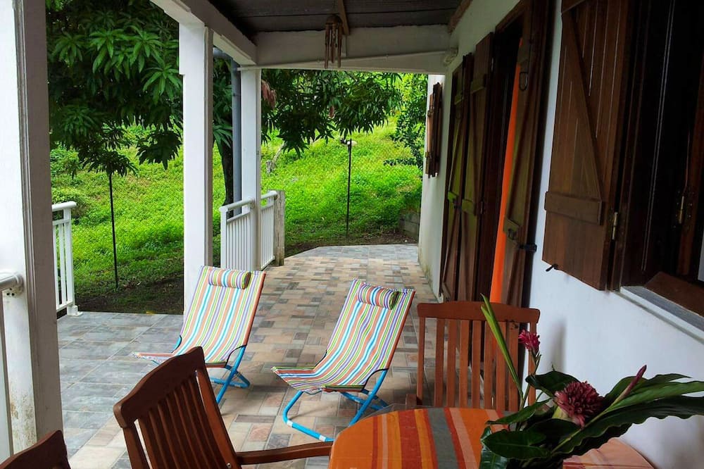 Circuit 1C1 House | Homerez - Nice house 3 km away from the beach for 4 ppl. at Petit Bourg