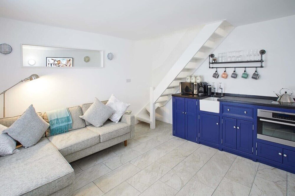 Staithes House | Host & Stay | Harbour Cottage