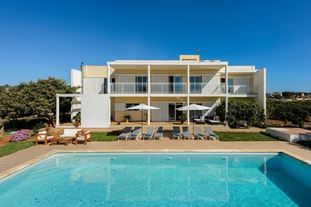 Santa Eulalia del Rio Villa | GUASCH, CAN Villa. Ibiza. Large villa, near the beach of Niu Blau and the center of Santa Eulalia