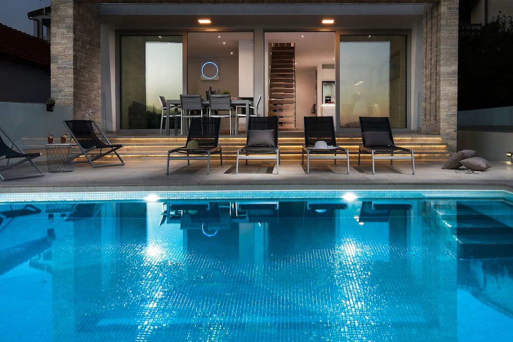 Zdrelac Villa | Villa by the sea with pool Zadar Zdrelac Pasman "with last minute offers"