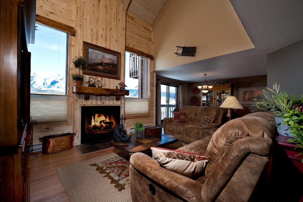 Purgatory Condo | Awesome Views - Heated Pool - Free Ski Shuttle
