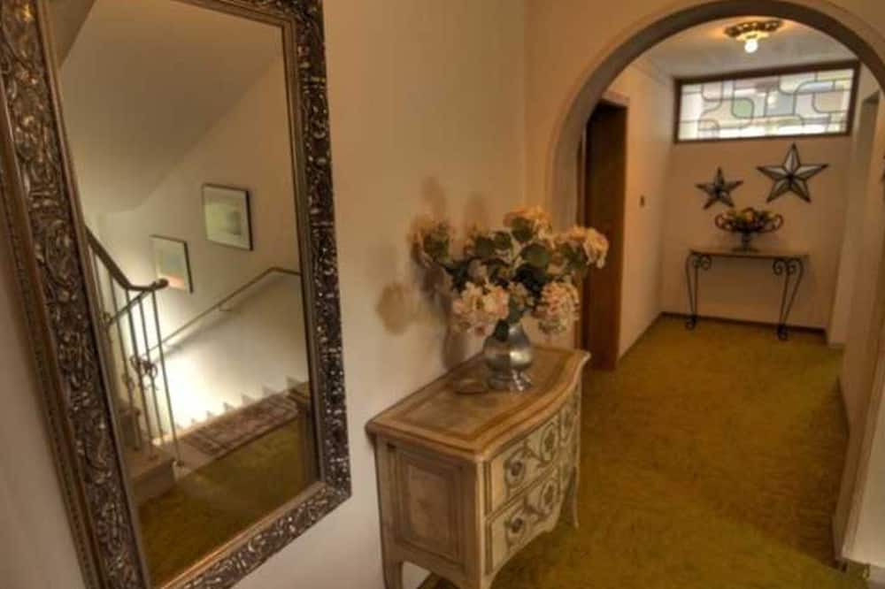 Bad Wiessee Cottage | Single Room Shower / WC Balcony - Gästehaus Meran