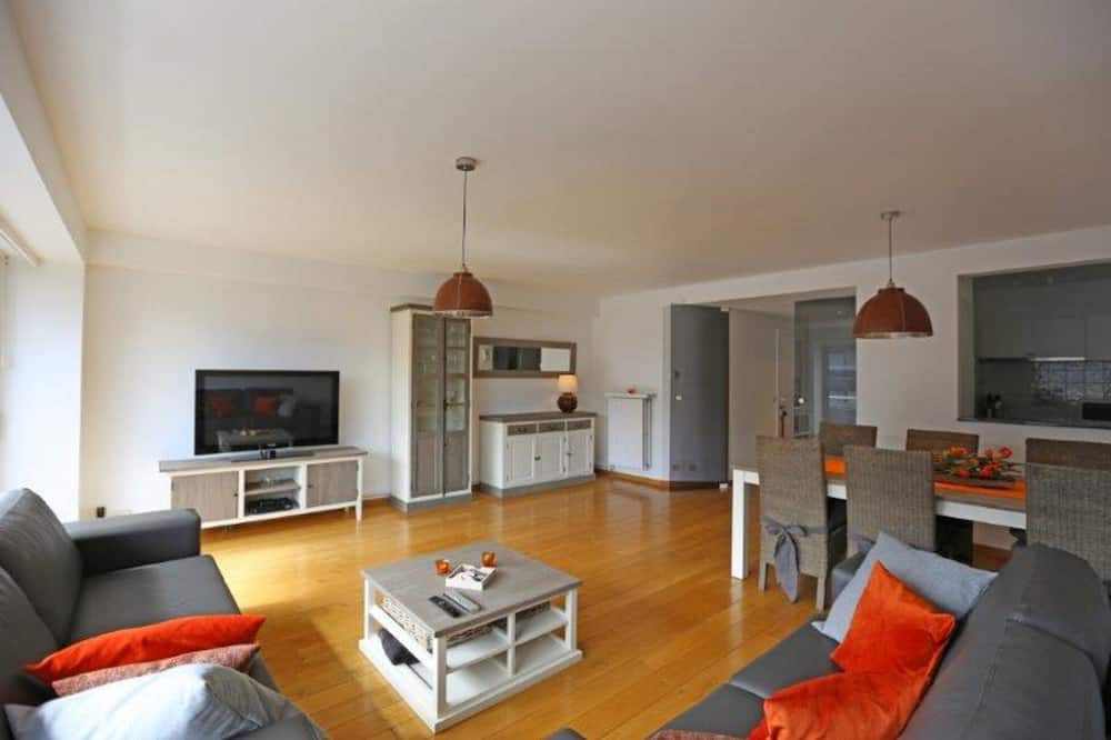 Knokke Apartment | Stunning apartment downtown 300m from the beach