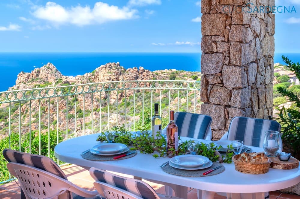 Costa Paradiso House | Costa Paradiso villa with independent swimming pool and wonderful view for 6 people