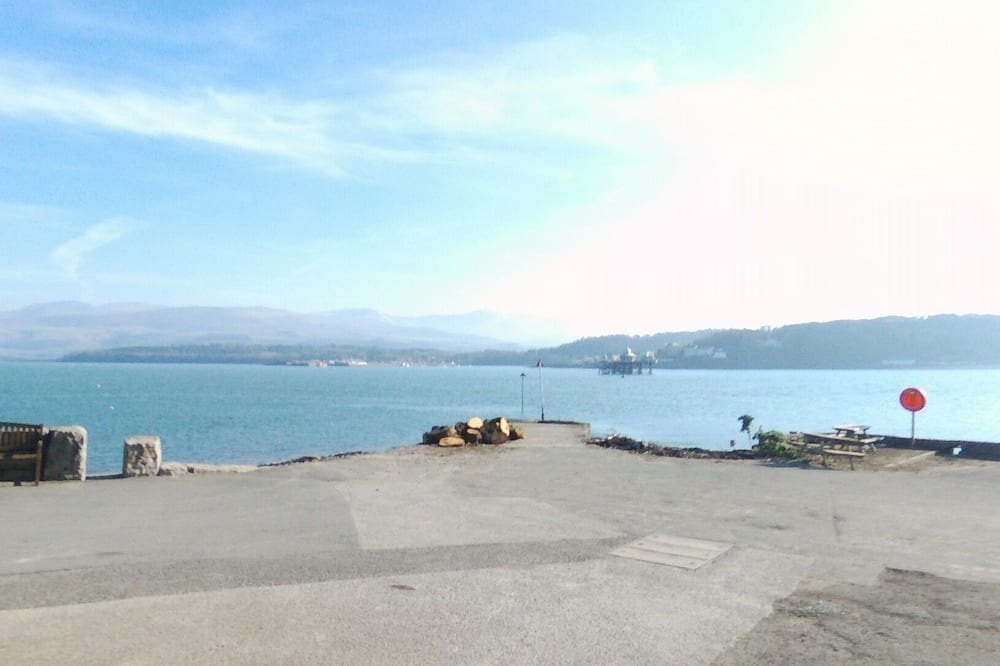 Menai Bridge Hotel | Gazelle Hotel