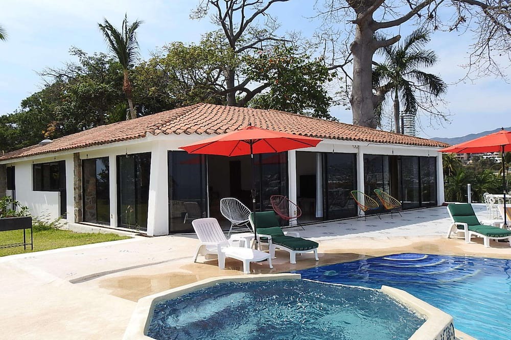 Las Playas Villa | En exclusiva zona, Cómoda y Hermosa Residencia