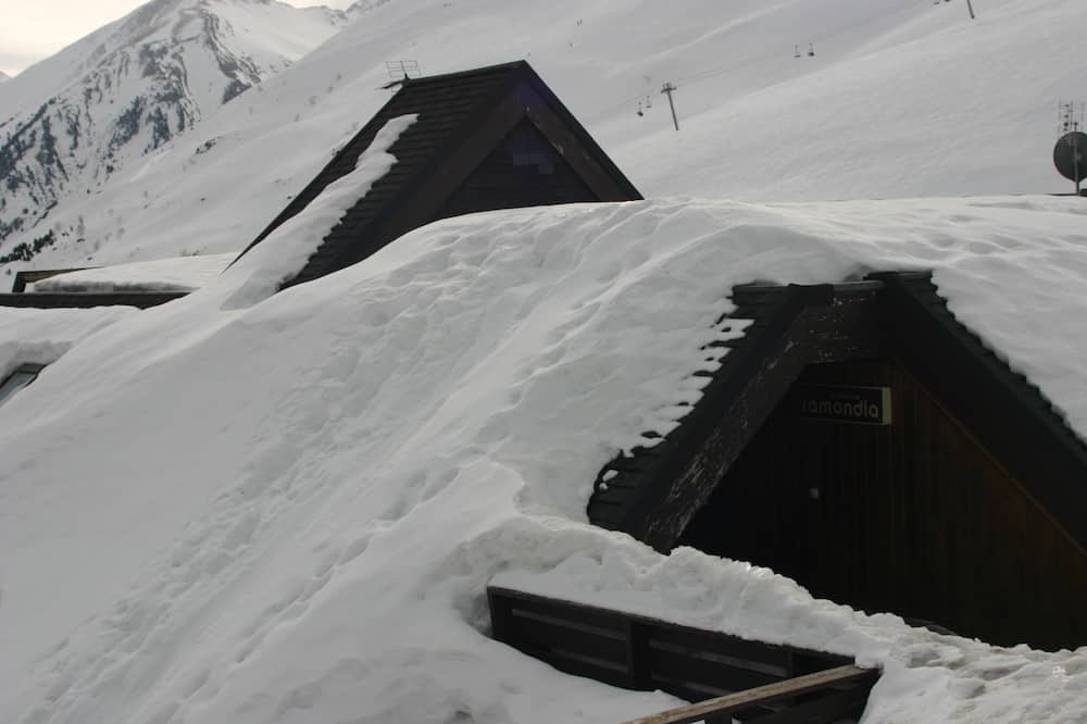 Piau Engaly Apartment | APARTMENT AT THE X FEET OF THE SLOPES MOUNTAIN VIEW WITHOUT OPPOSITE