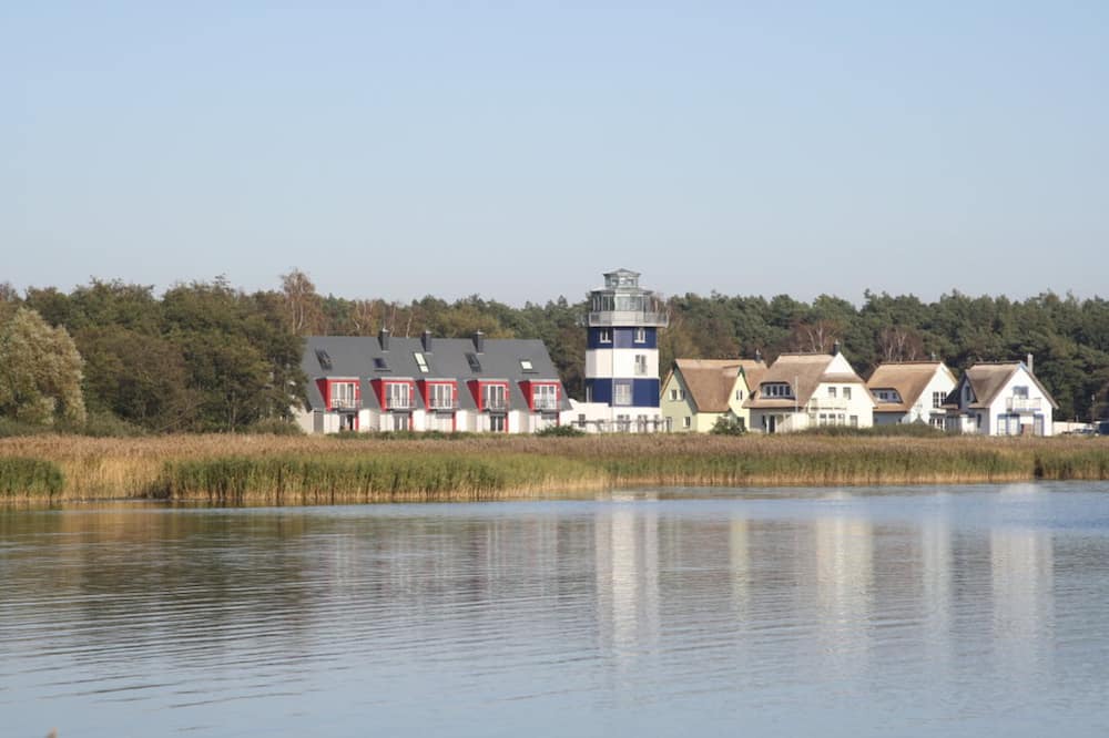 Breege House | Fantastic dike house in the first row on the water with a beautiful view of the water.