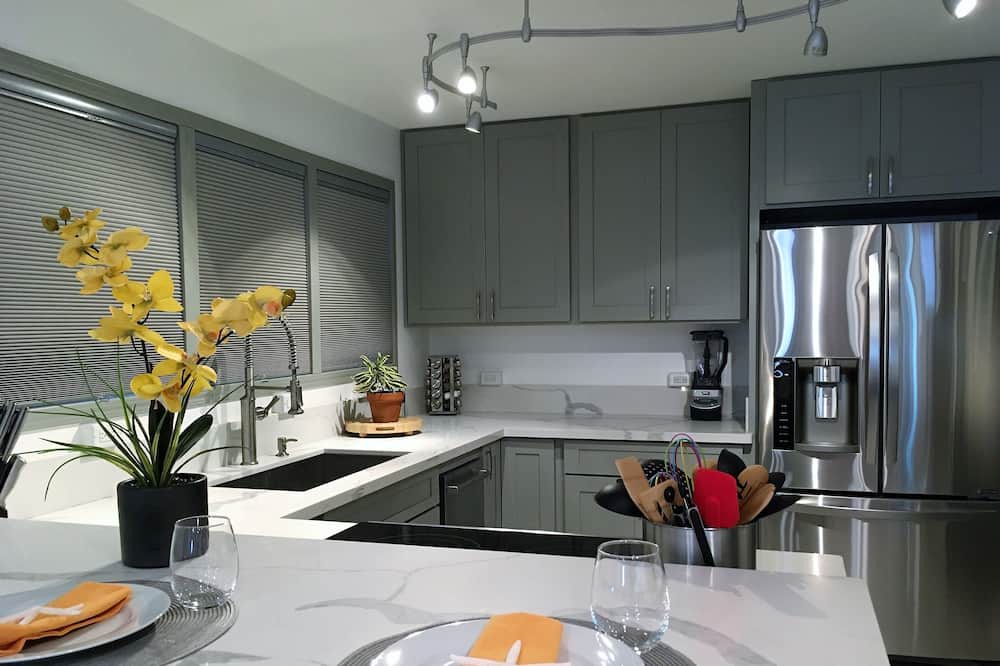 Ewa House | Remodeled 3 BR House - Super close to the beach!