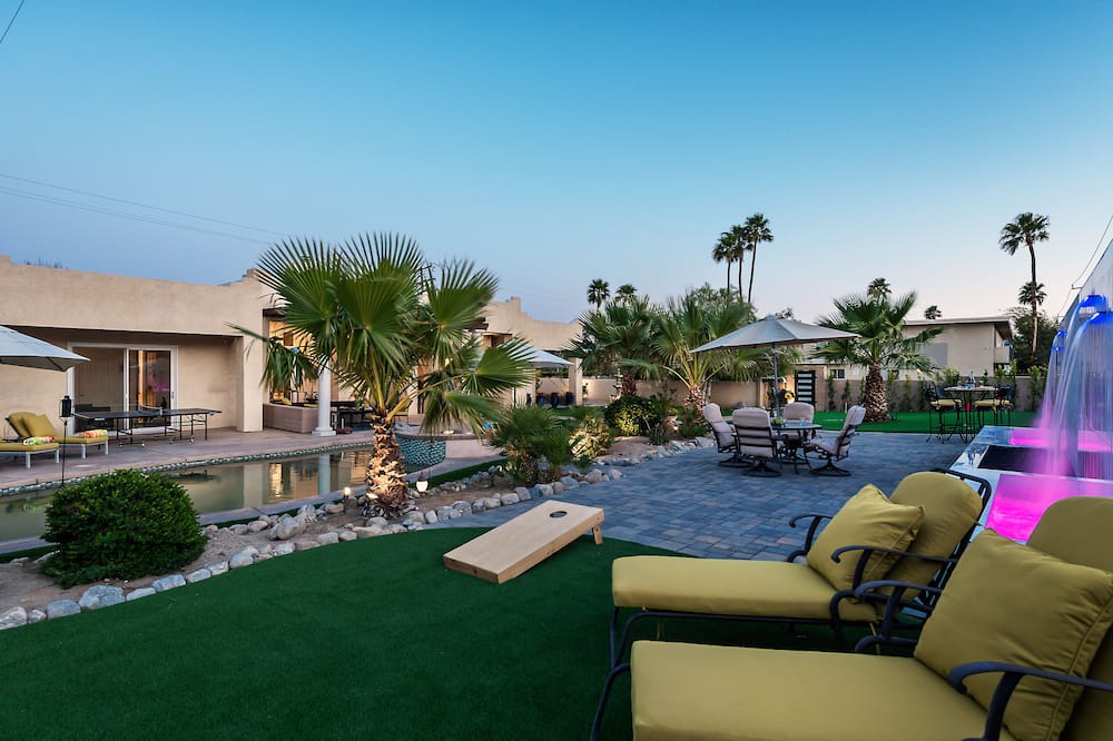 Racquet Club South House | PS Sunrise: Views, Games and Poolside Life at Its Best!