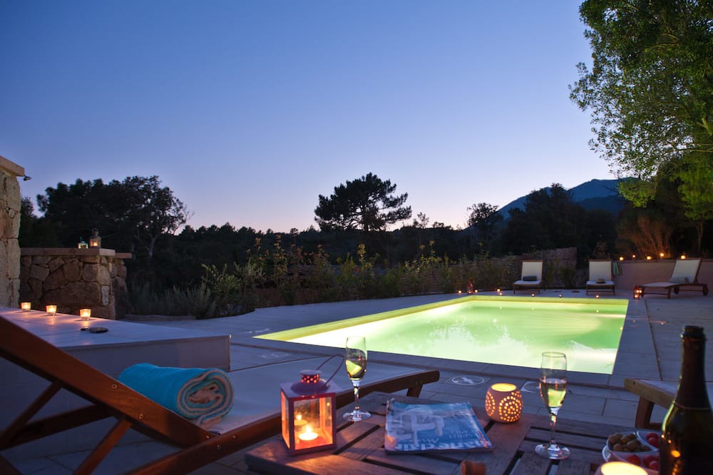 Porto-Vecchio House | Villa Alzu, 3 bedrooms, 6 people, shared heated swimming pool, in the heart of the Corsican maquis