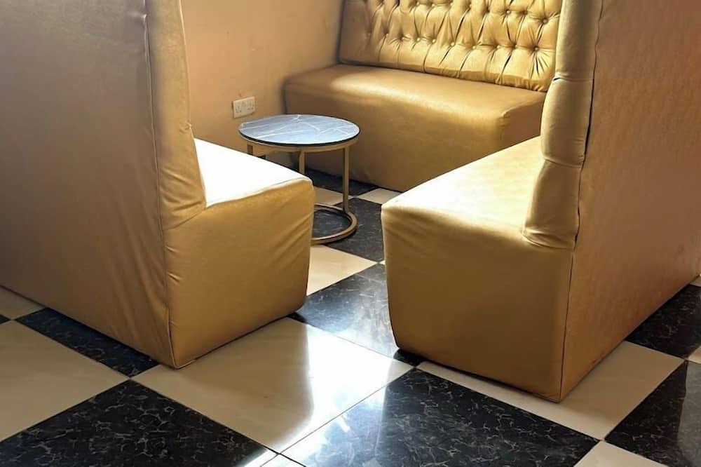 Marigat Hotel | The Junction Resort Marigat