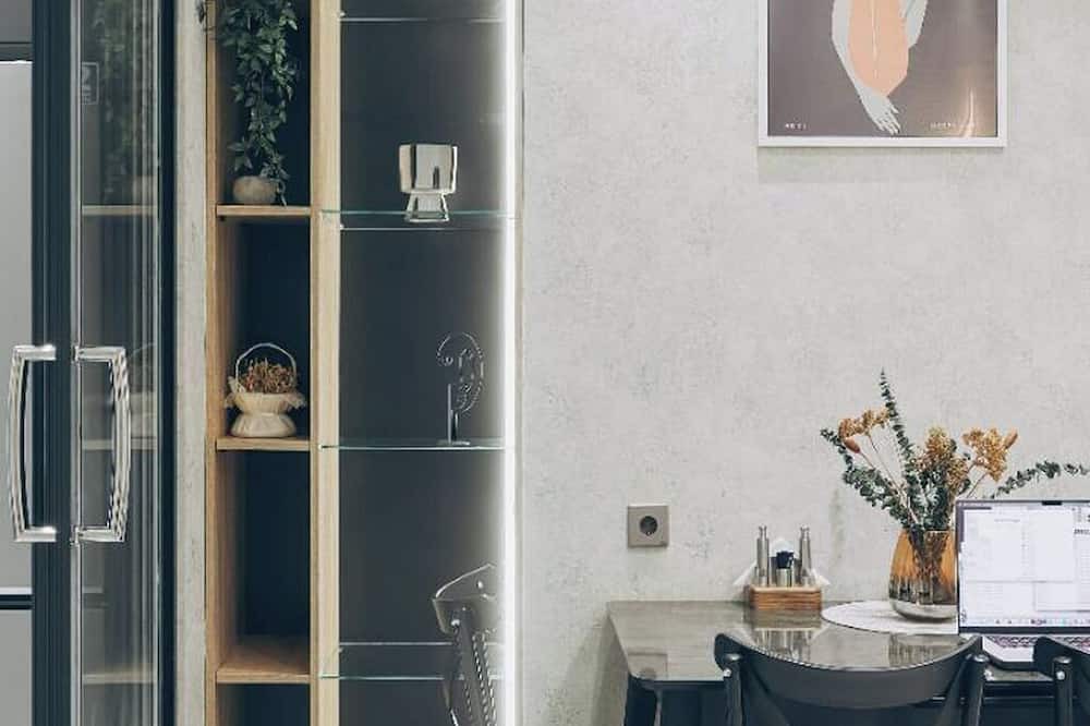 Nasimi Hotel | Lev bir