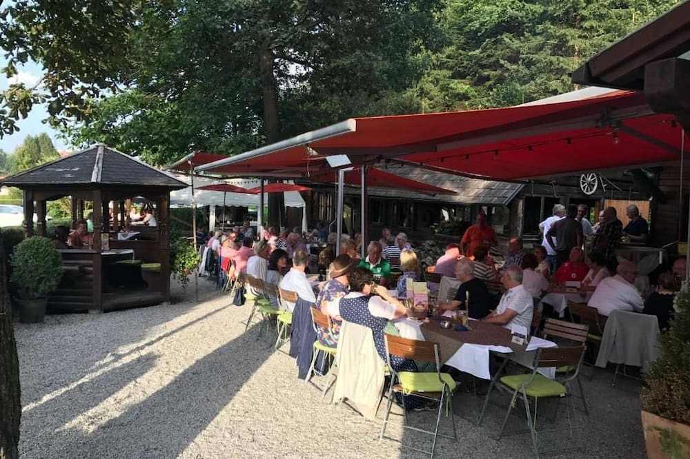 Kapfenberg House | Waldrestaurant Vida