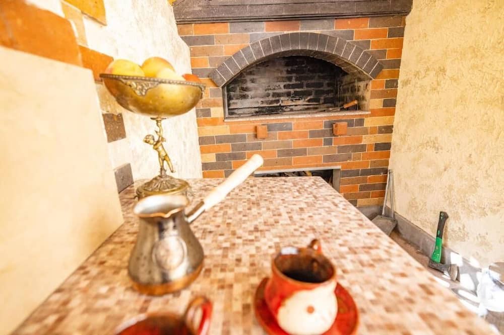 Ecmiadzin House | Our House