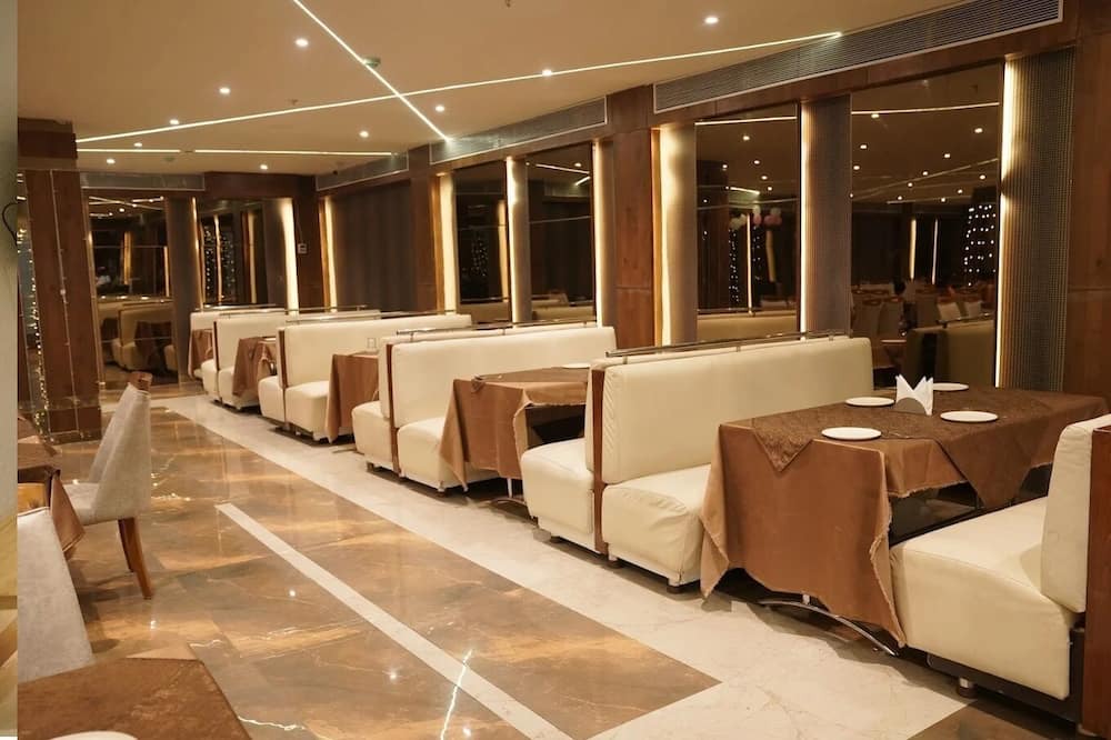 Marhi Hotel | Hotel Samdariya Gold - Rewa