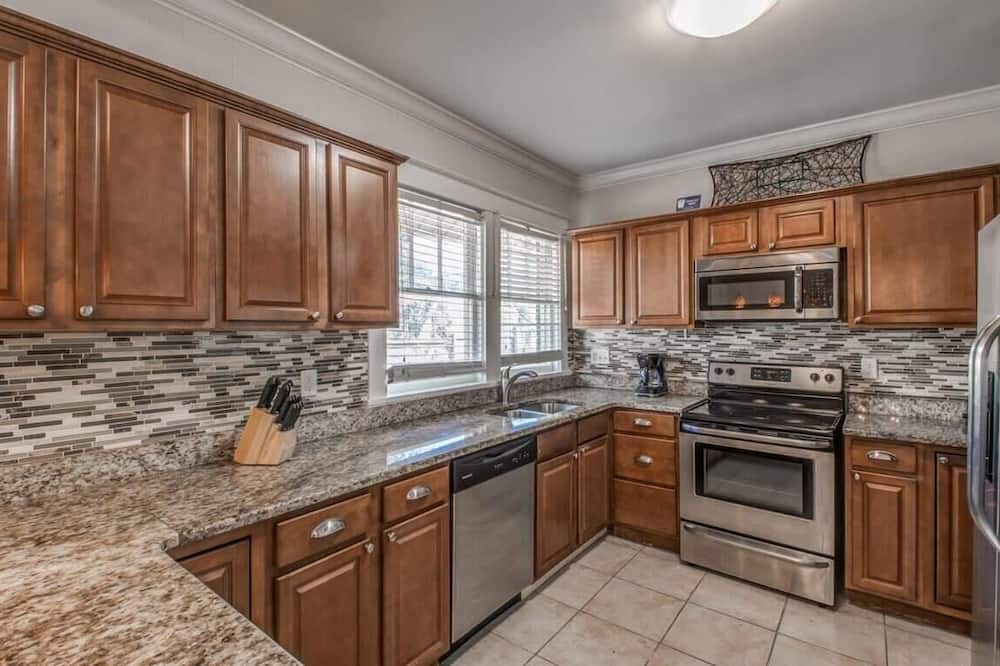 Memphis House | Parkway Nest