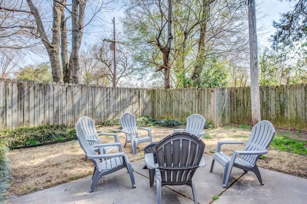 University District House | High Point Nest Both Units