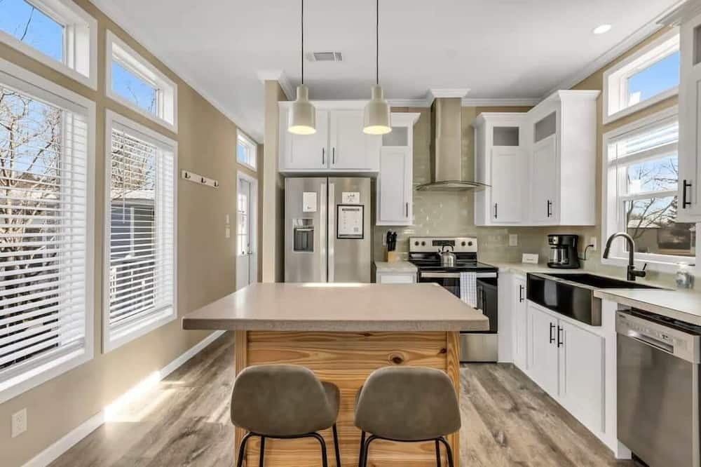 Owens Cross Roads House | Byrd 6 Cozy Byrd Nest