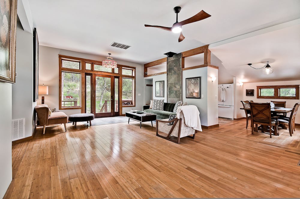Eureka Springs House | Whispering Hollow in Eureka Springs