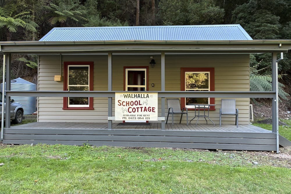 Walhalla Cottage | School cottage