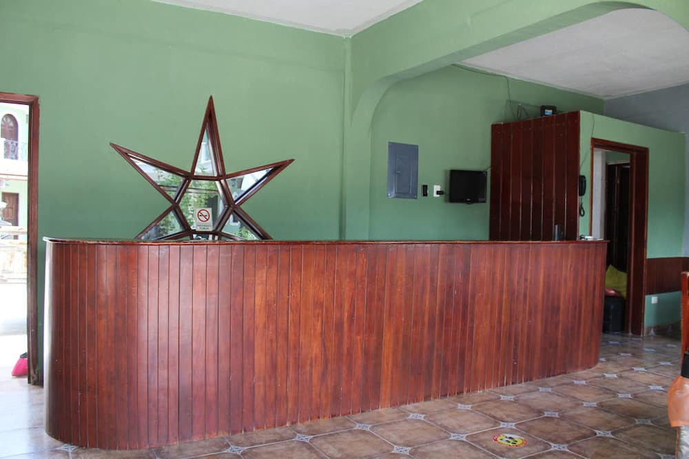 Escarcega Hotel | Hotel Colonial