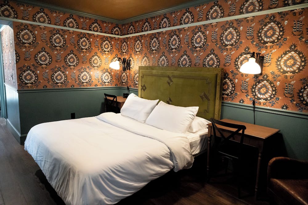 Old City Hotel | The Gas Lamp Hotel