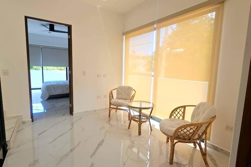 S.M. 57 Hotel | PRIVADA HUAYACAN