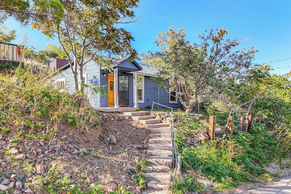 Pioche Cottage | Historic Retreat w/Mtn Views in Pioche!
