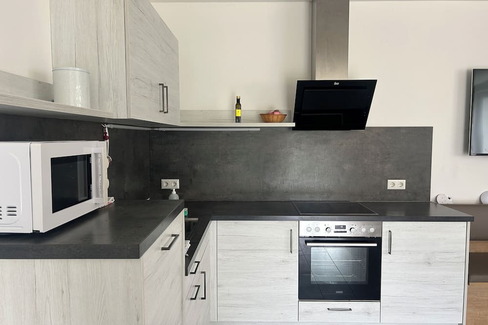 Kremsmuenster Apartment | FarawayHomes Studios Kremsmünster