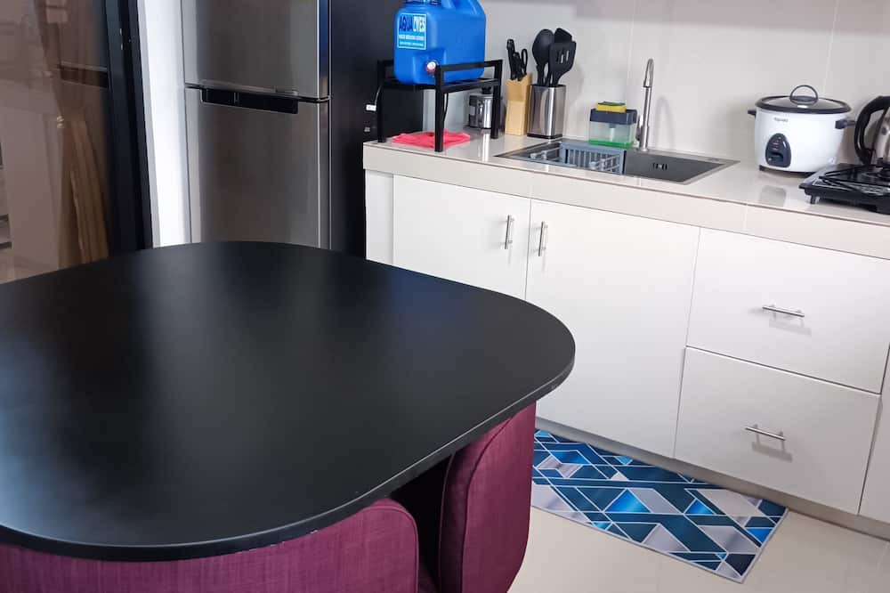 Calamba Apartment | Stay at Diez