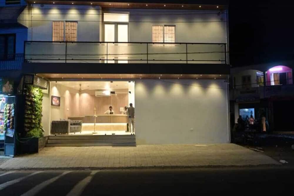Colachel Hotel | Saba's Courtyard