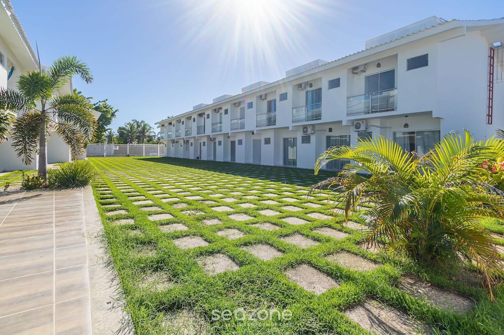 Coroa Vermelha Apartment | Elegant Duplex w Sw. Pool 280m fr the Beach Prm007