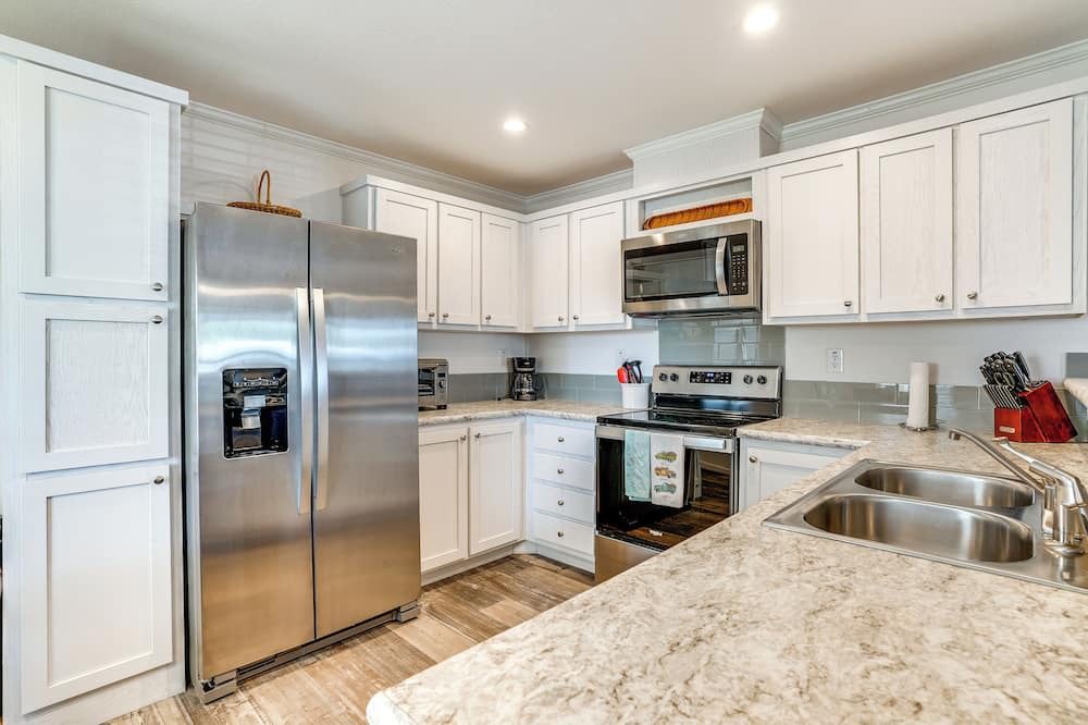 Davenport Cottage | Day Trip to Disney: Sunny Davenport Getaway