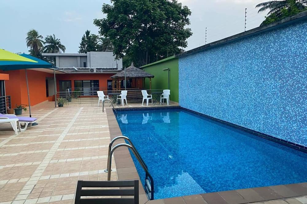 Marcory Bed & Breakfast | Soleimide bed and breakfast