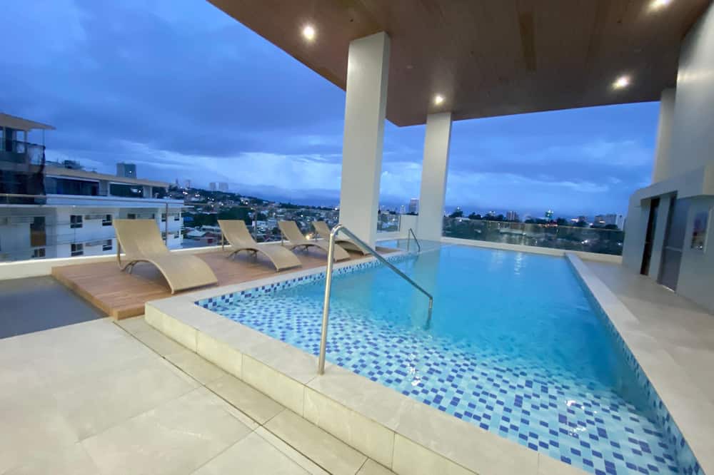 Guadalupe Condo | Cozy condo with WiFi, AC, fitness room in charming Cebu City