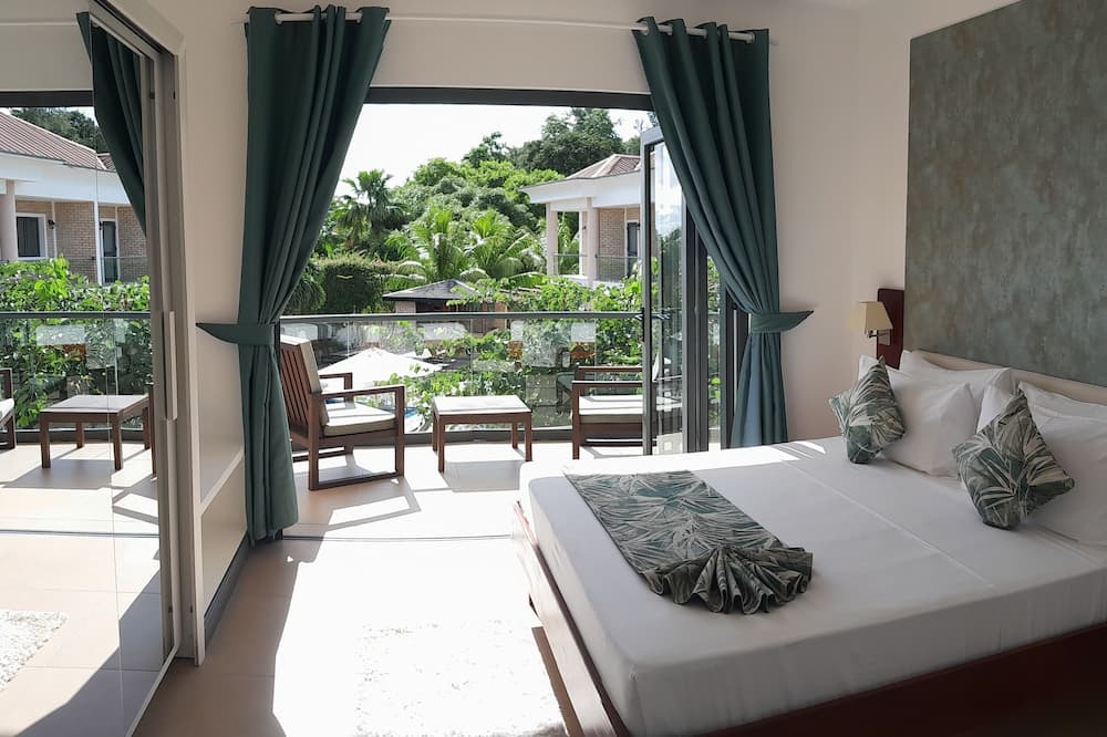 Anse Royale Villa | STYLISH~SUITES~HILLTOP~BEACH5mins~POOL~WIFI~A/C