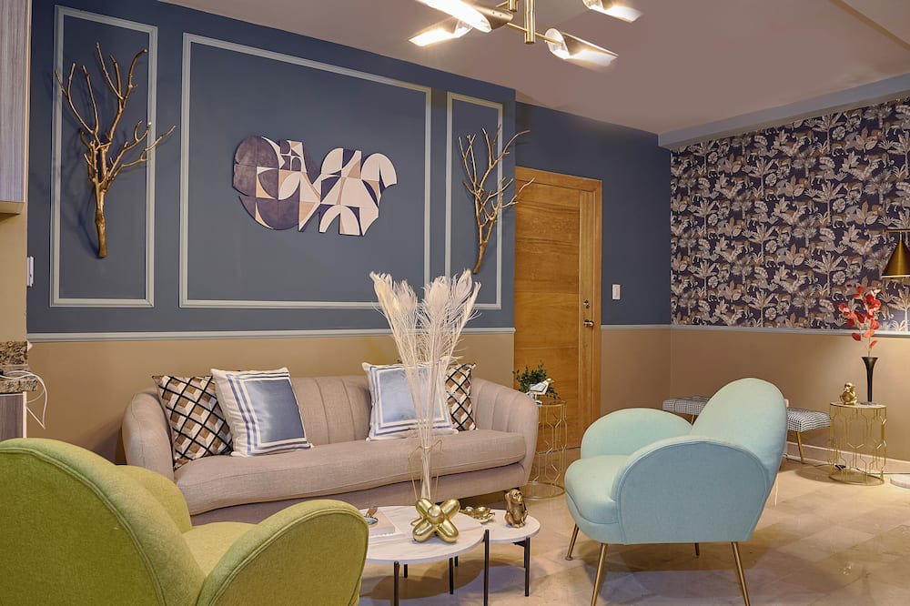 Downtown Santo Domingo Apartment | SD 6BR PH Style Social Hub + Bonus