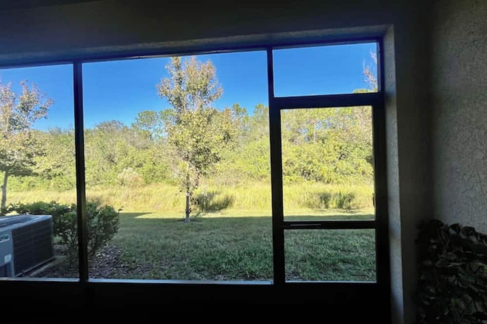 Balm House | 3-bedroom Blue escape townhome in delightful Ruskin,Suncity,Riverview area