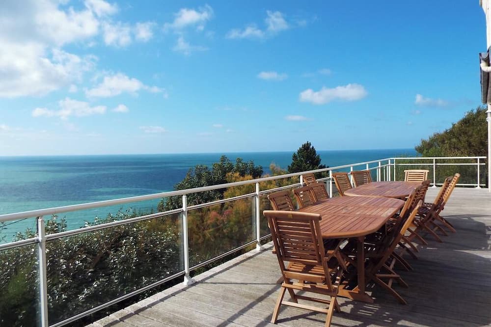 Saint-Pierre-en-Port House | Villa Le Rayon Vert - ST PIERRE EN PORT
