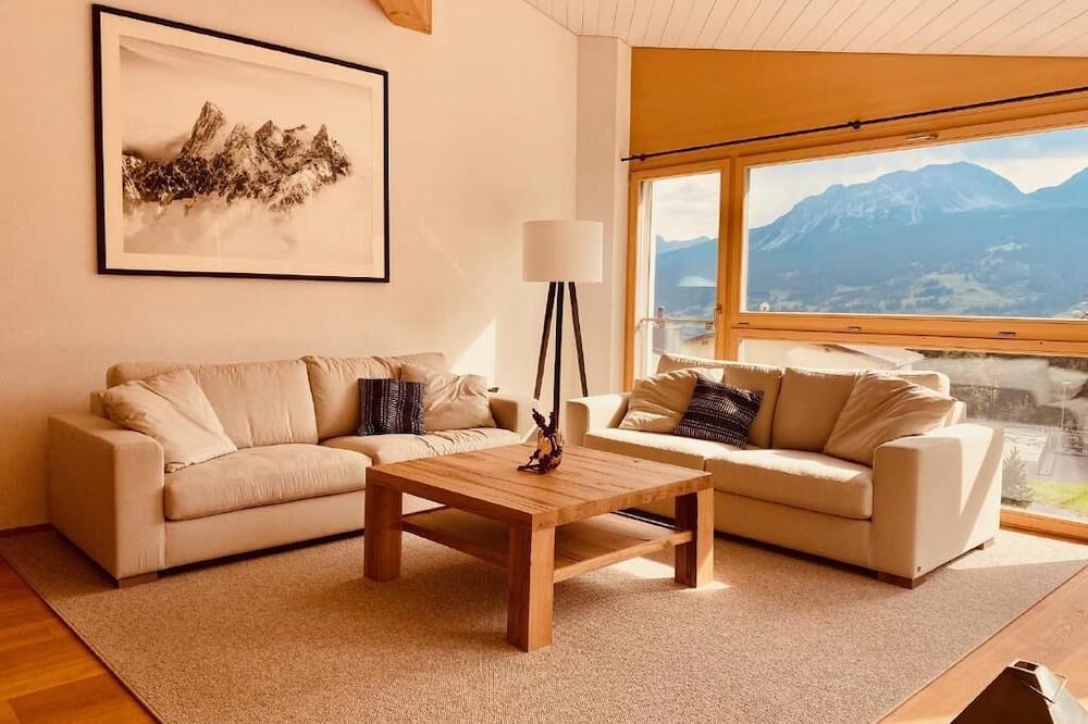 Lenz Apartment | Holiday apartment Lantsch /Lenz for 6 - 7 persons with 3 bedrooms - Multistorey holiday home/maison