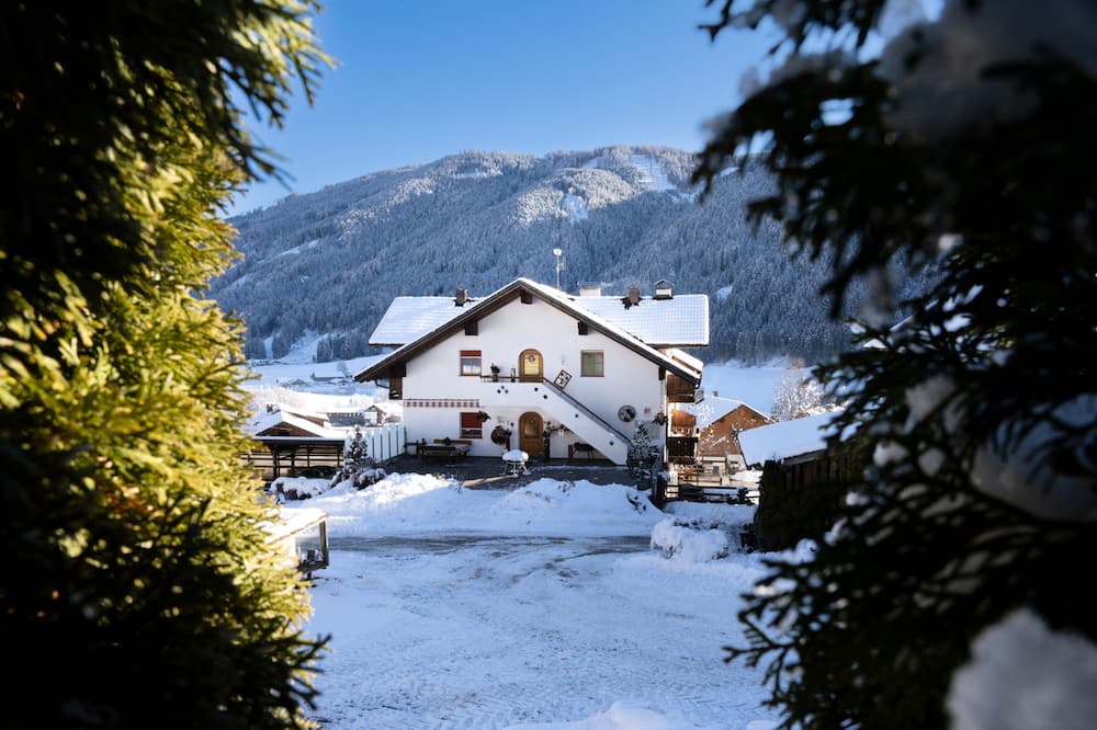 Valle San Silvestro Apartment | Farm Holiday at Binterhof – Experience Authentic South Tyrol