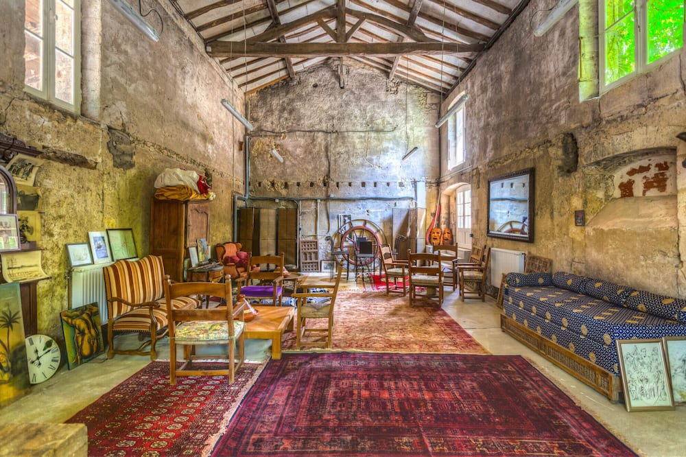 Montussan Villa | Charming 17th century mill 15 minutes from Bordeaux and Saint-Emilion