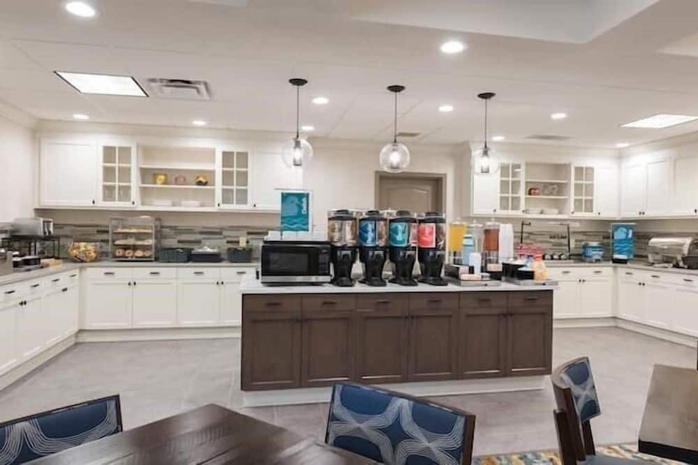 Indianapolis Hotel | Homewood Suites Indianapolis Northwest