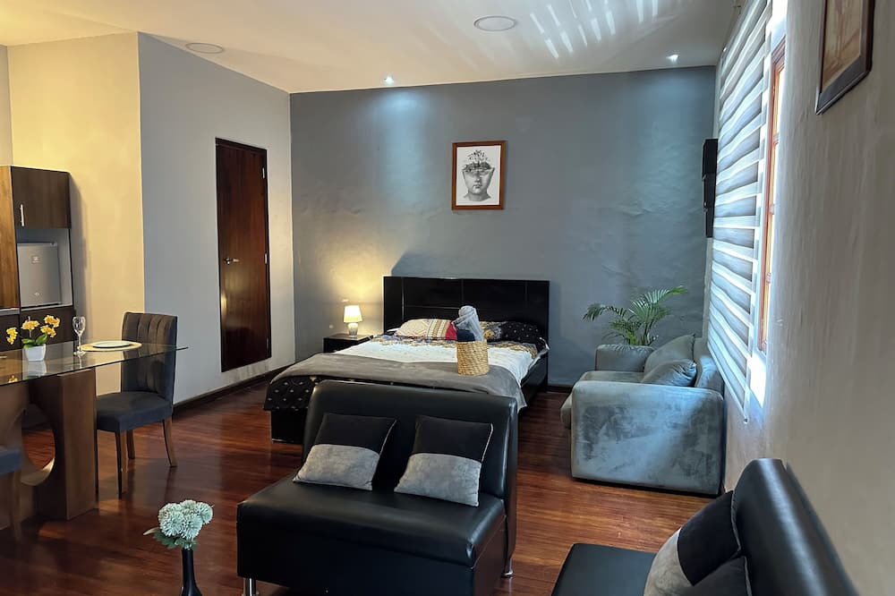 Cuenca Apartment | Apartment in the historic center